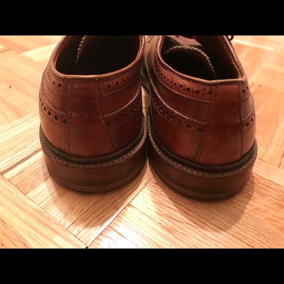 ALDEN WING TIPS SIZE 9B - Picture 3 of 7